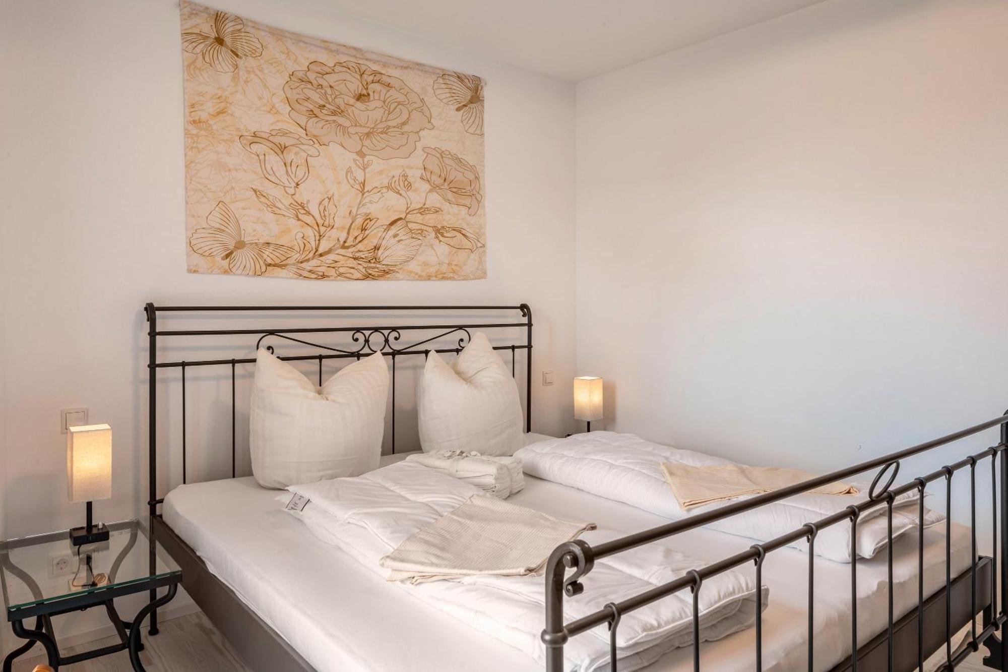 Felsenkeller Appartements Waldkirch Kültér fotó